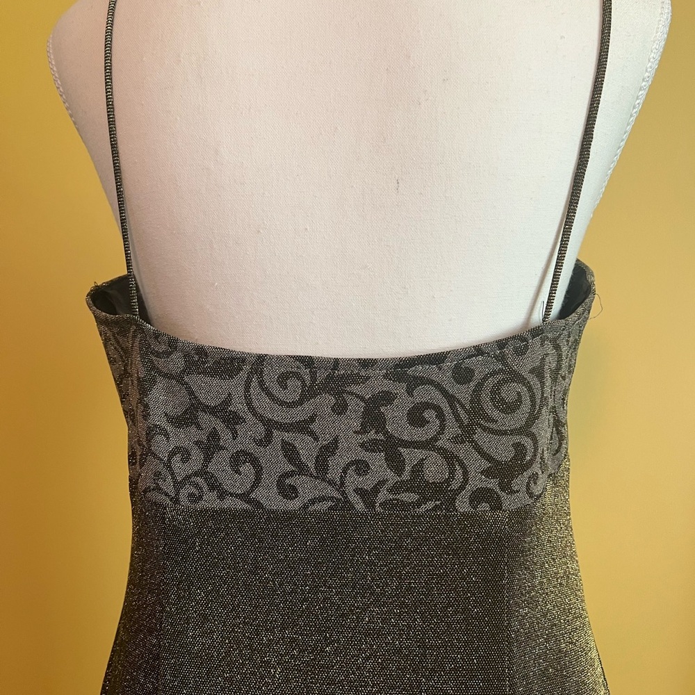 JS Collections floor-length dress-made in Canada - Picture 5 of 10